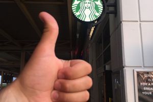 Бути чи не бути Starbucks в Україні фото